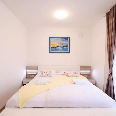 Βίλα Premium Nessi With Pool & Seaview