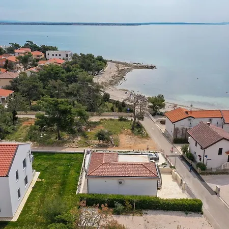Villa Premium Nessi With Pool & Seaview