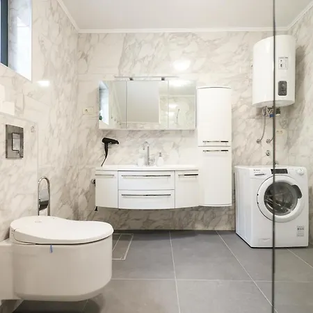 Premium Nessi With Pool & Seaview Vir