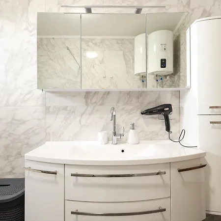 Premium Nessi With Pool & Seaview