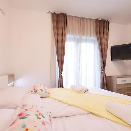 Premium Nessi With Pool & Seaview Villa *