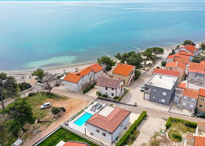 Premium Nessi With Pool & Seaview *