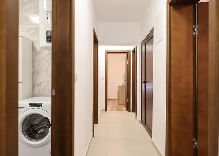 Premium Nessi With Pool & Seaview Вилла