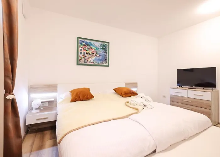 Premium Nessi With Pool & Seaview